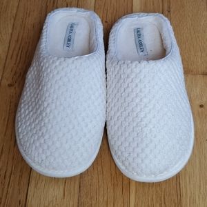 LAURA ASHLEY Terry Scuff slippers
